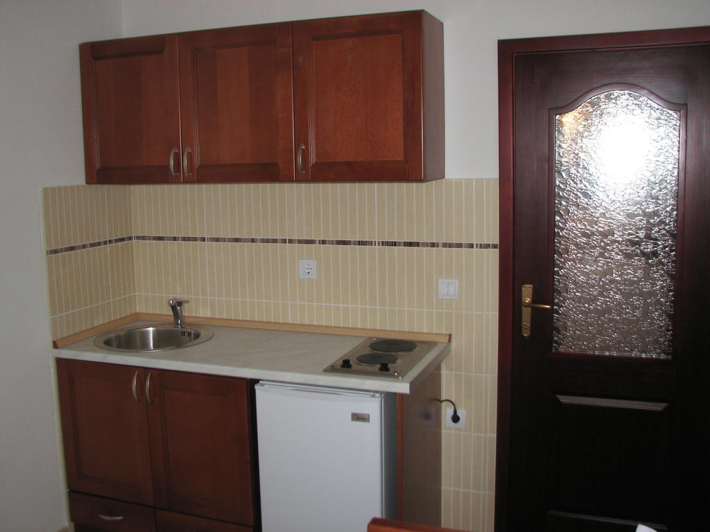 Apartments Leut سفيتي ستيفان الغرفة الصورة